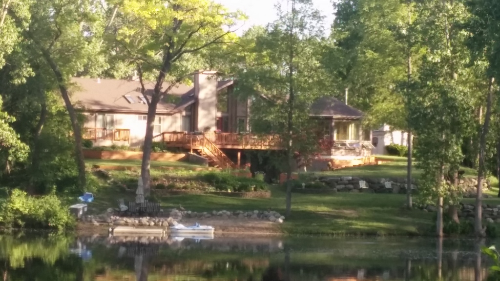 Taggett Lake home in Highland MI