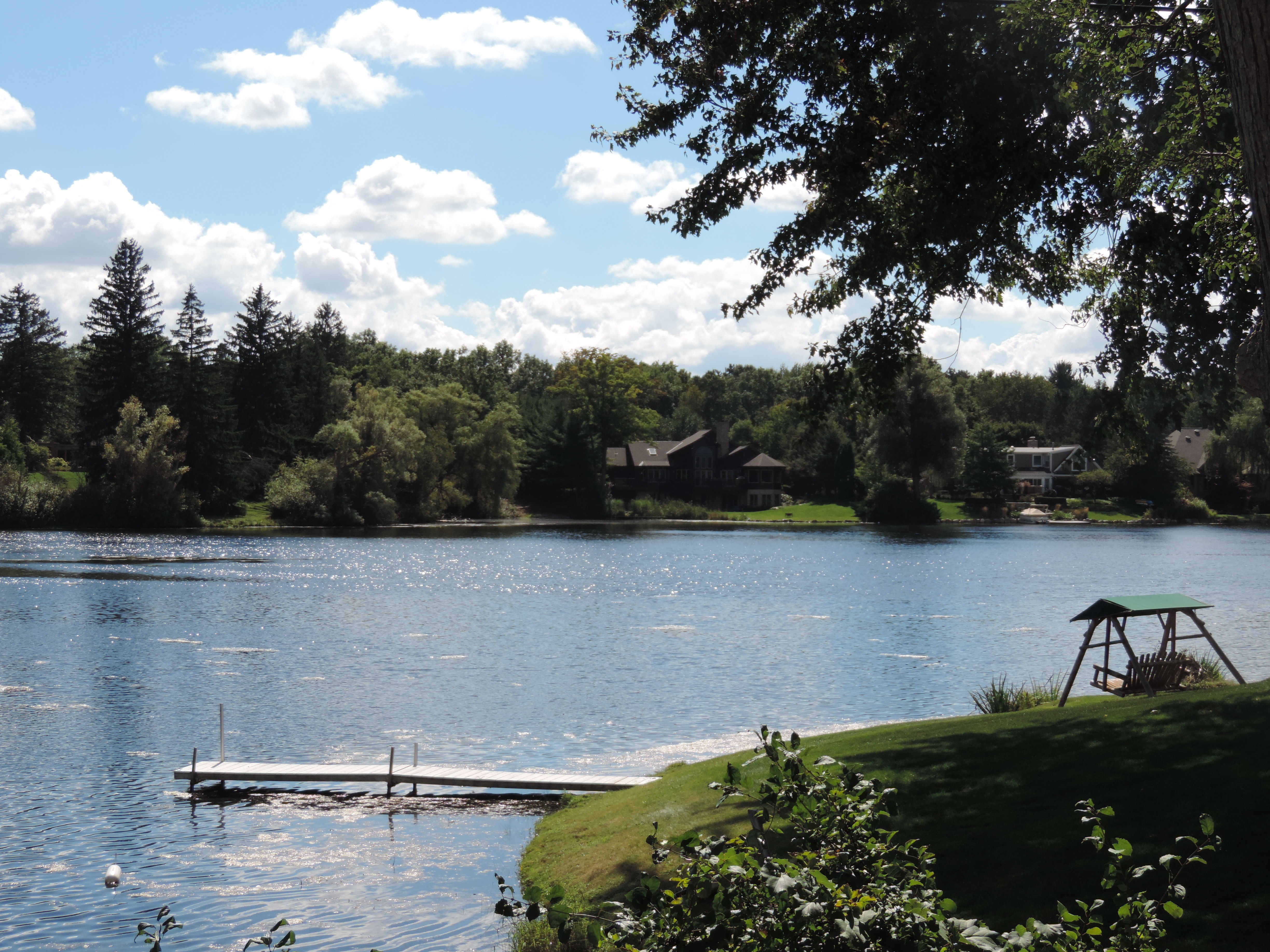 Lake houses on Indianwood Lake in Orion Township