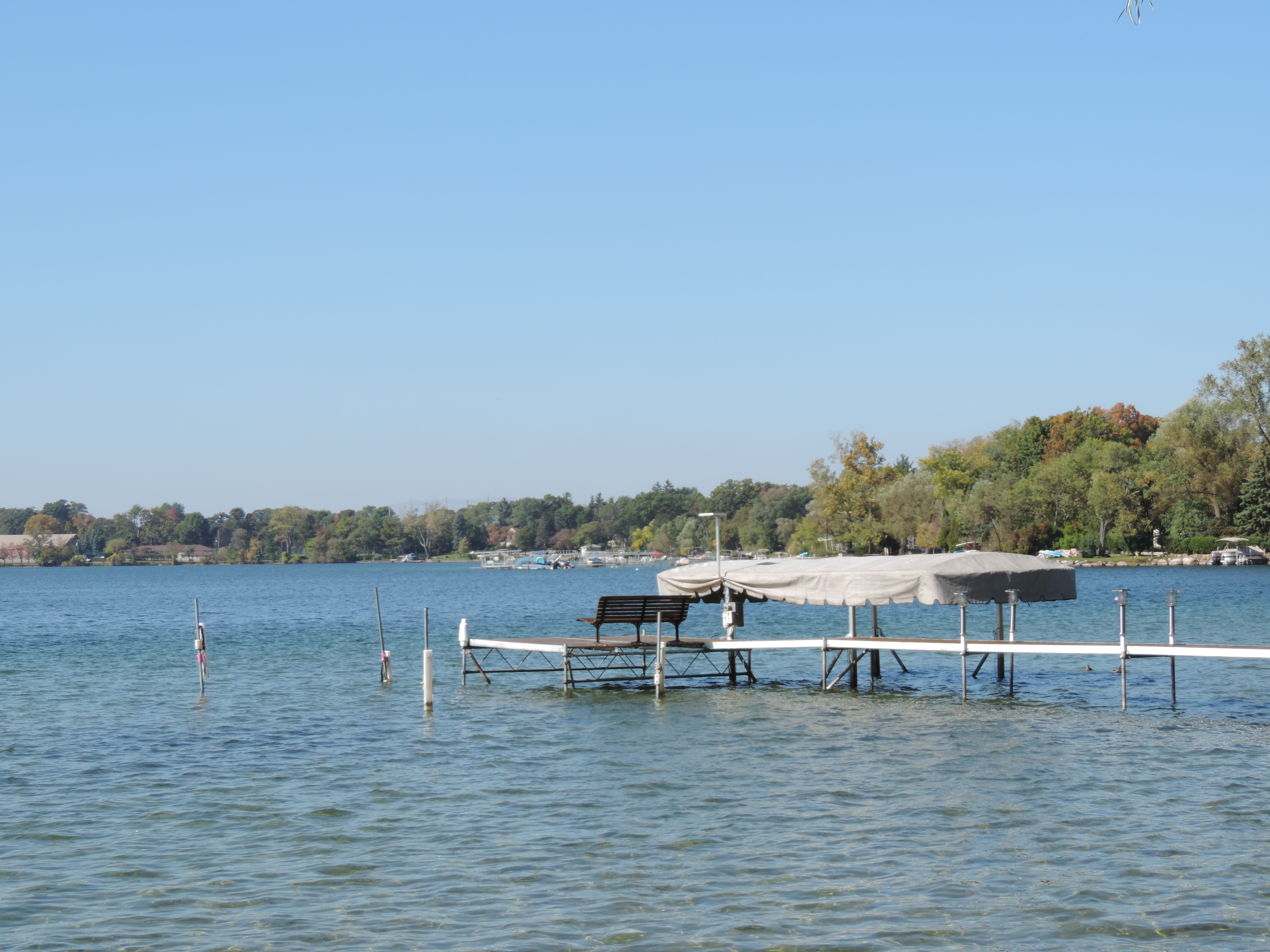 Pine Lake homes in West Bloomfield MI