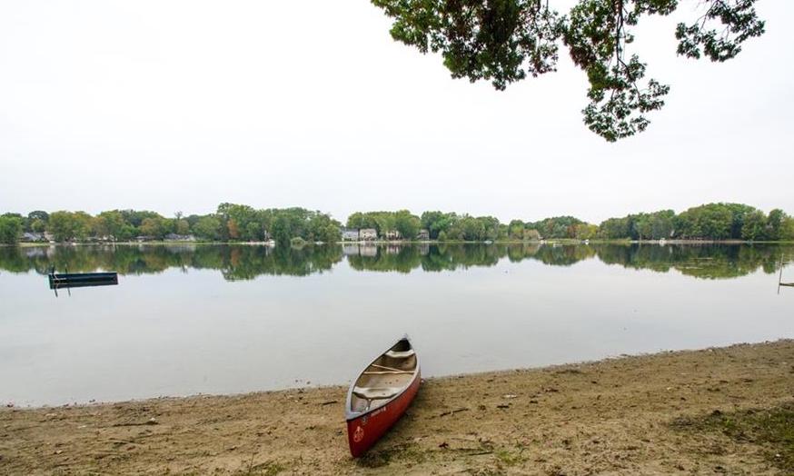 Waterfront Homes Bass Lake Oakland County MI