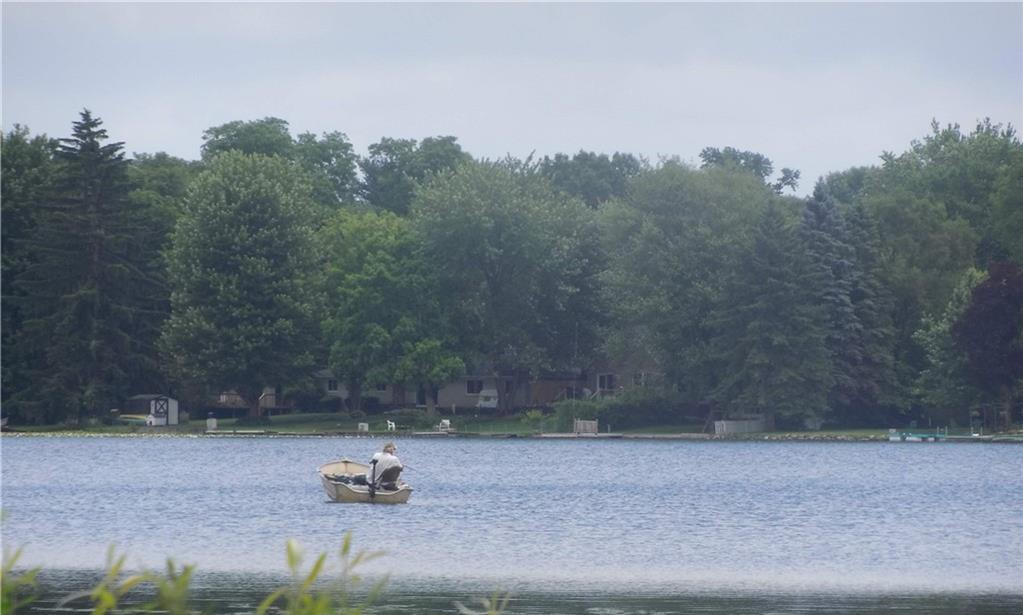 Bass Lake homes Commerce Township MI