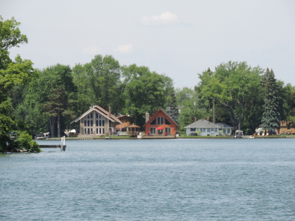 Homes for sale on Maceday Lake Waterford Mi