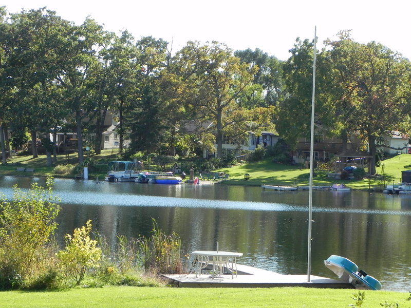 Lake houses on Townsend Lake homes in Independence MI