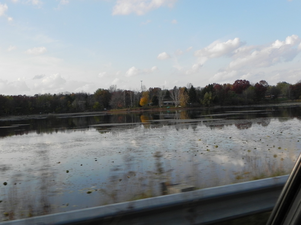 Peninsula Lake home in Highland MI