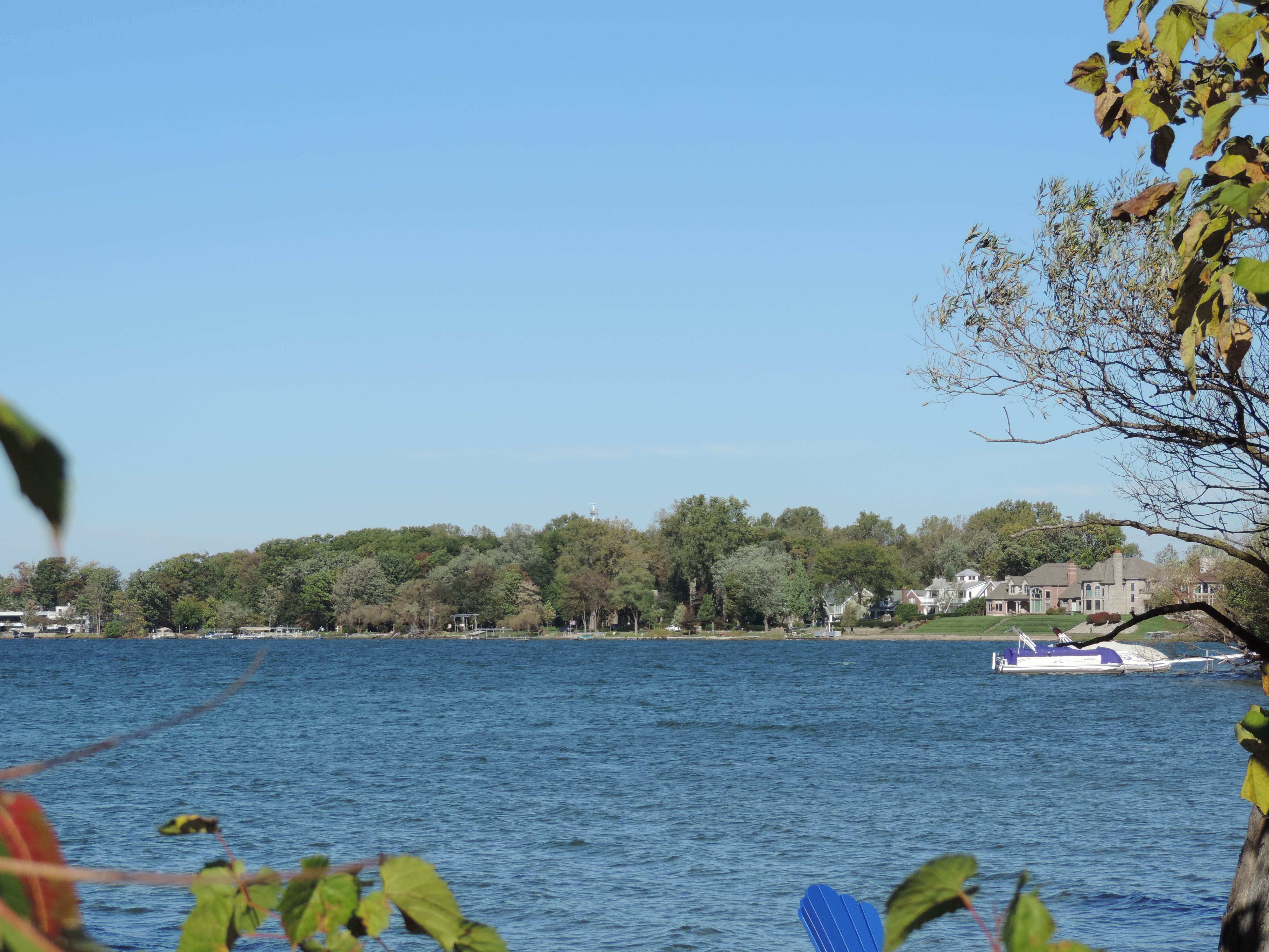Lakefront homes for sale on Orchard Lake in Oakland County MI