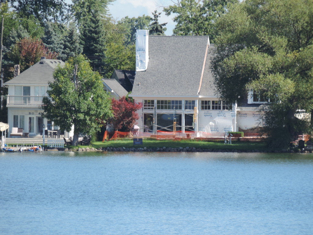 Lakefront homes for sale on Pine Lake in West Bloomfield Michigan
