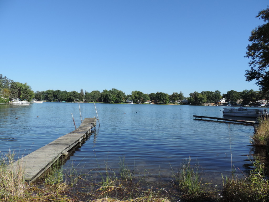 Mandon Lake homes in White Lake Michigan