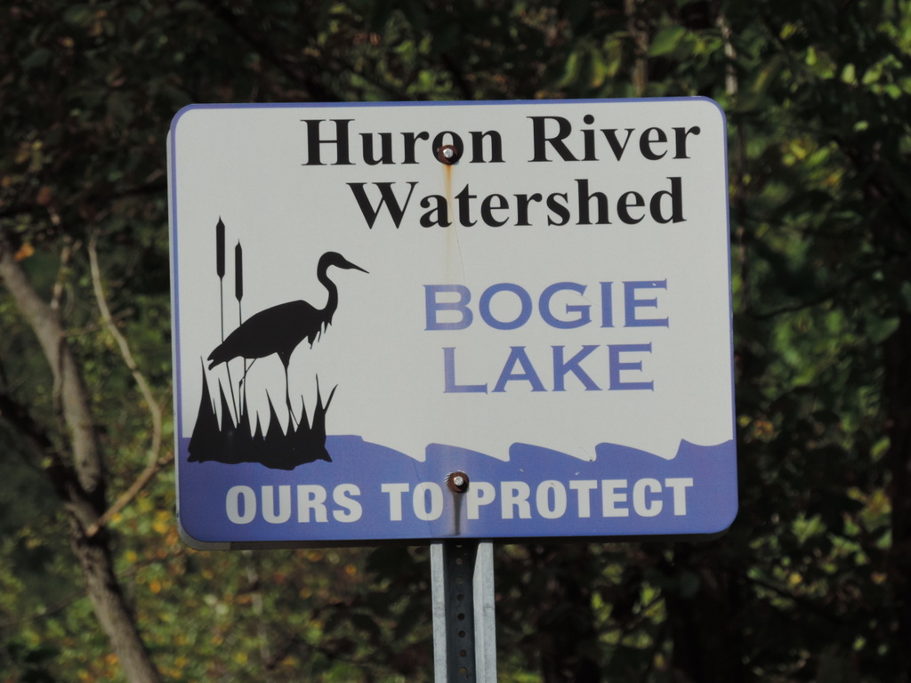 Waterfront homes on Bogie Lake White Lake MI