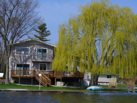 Oakland County Lakefront homes Cedar Island Lake