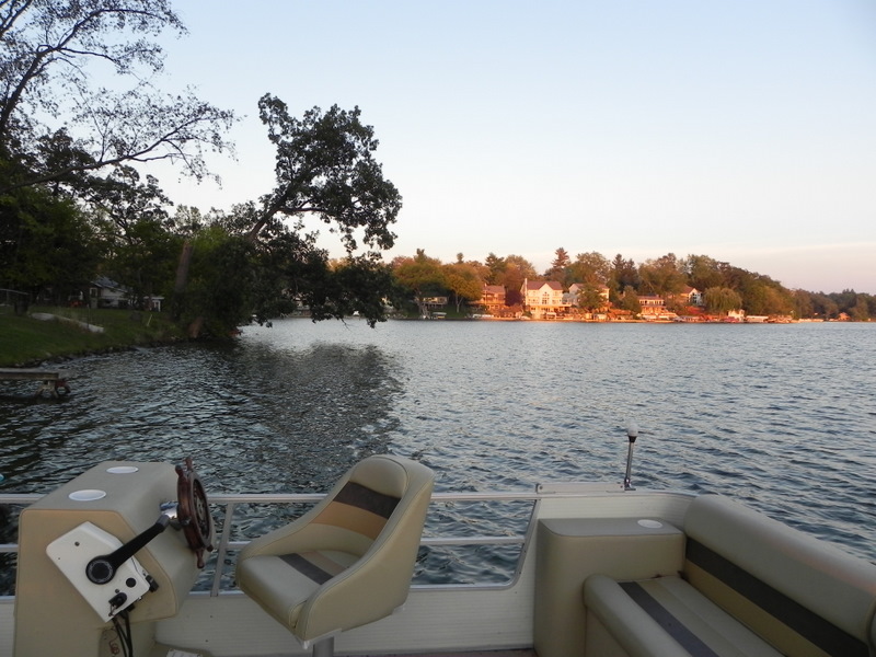 Lakefront homes for sale on Woodhull Lake in Oakland County MI