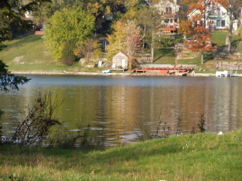 Homes on Susin Lake Clarkston MI