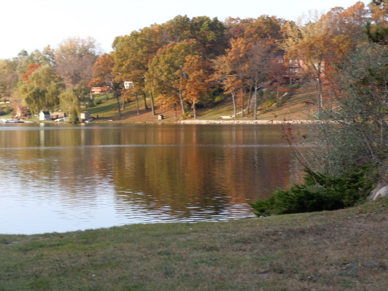 Lakefront homes for sale on Susin Lake in Oakland County MI