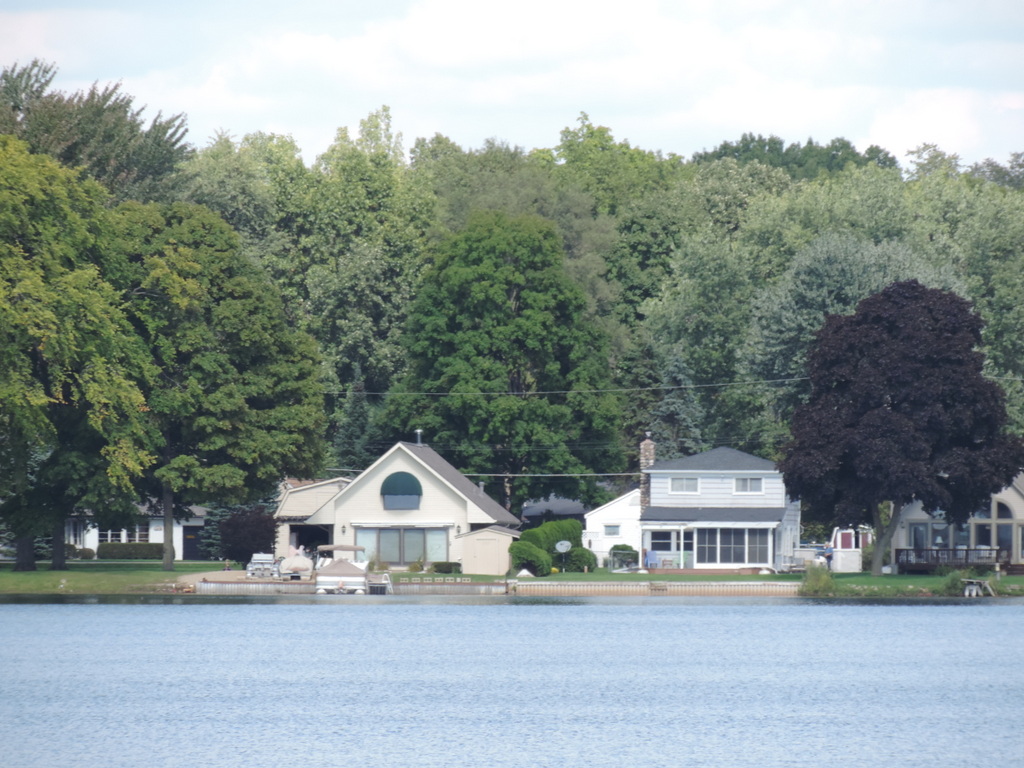 Bogie Lake Homes White Lake MI