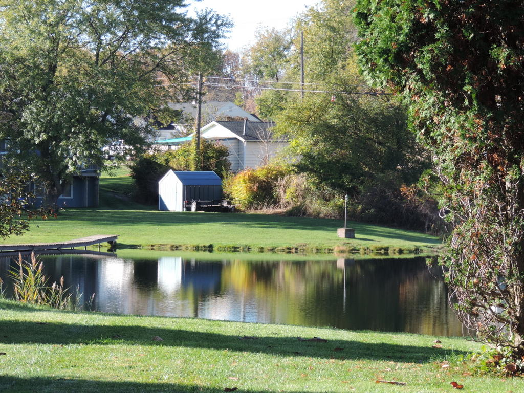 Latern Lake Auburn Hills Michigan