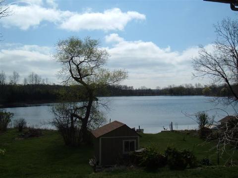 Harvey Lake Homes Highland MI