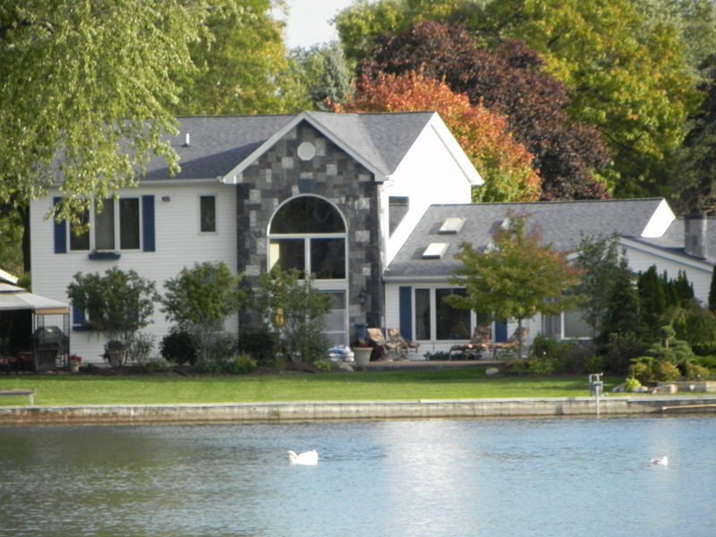Lake Oakland homes for sale Waterford MI