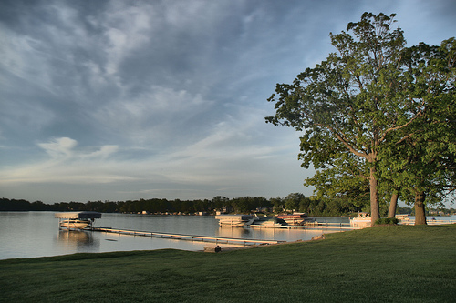 Lower Straits Lake homes Commerce MI