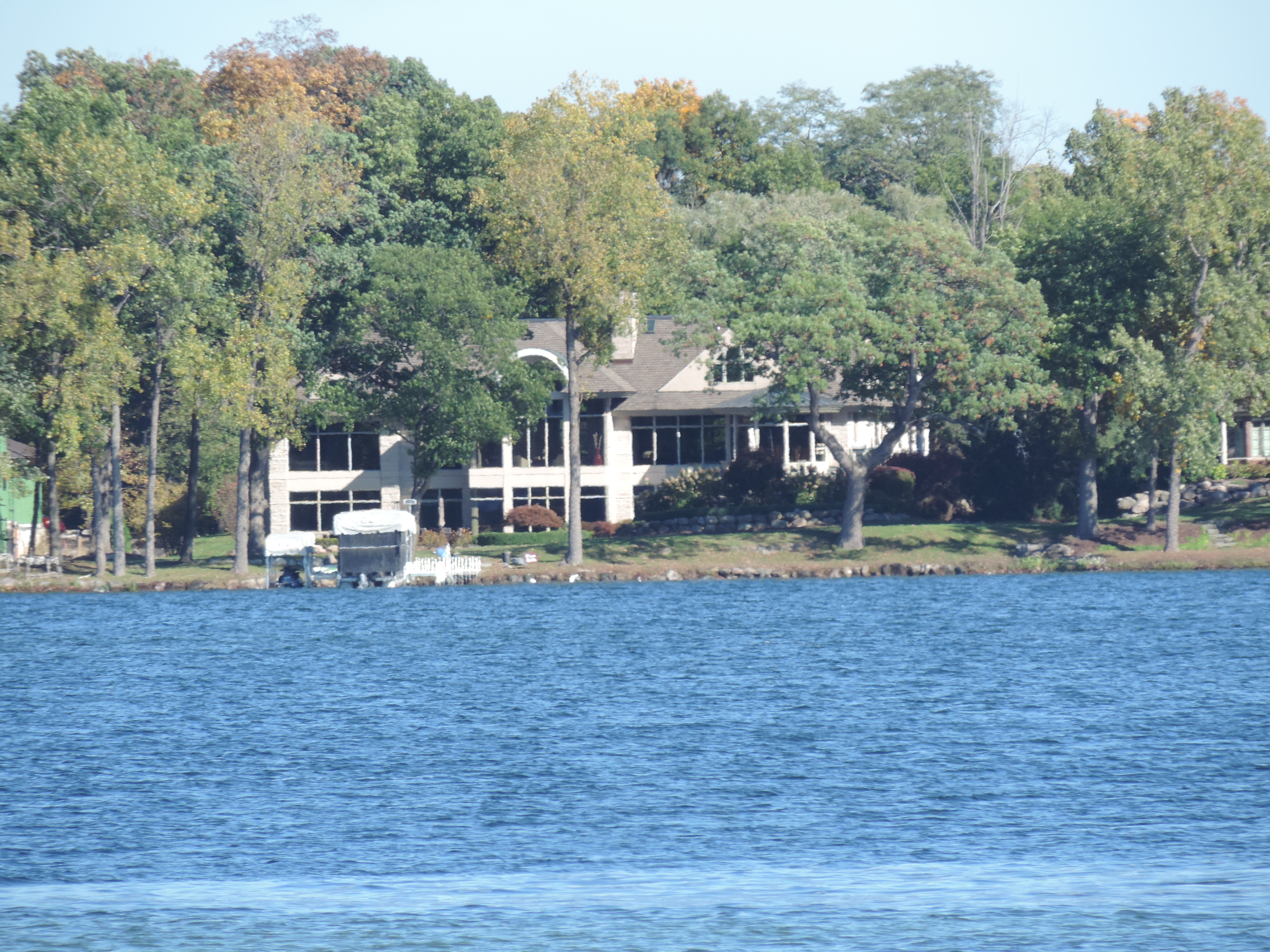 Upper Straits Lake homes W Bloomfield MI
